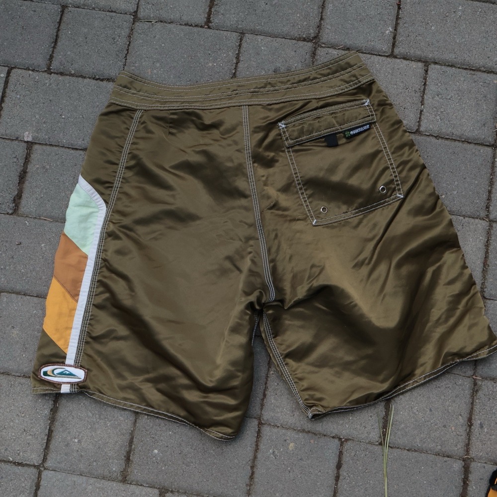 VTG 90s Quiksilver Satin Board Shorts Mens Olive Green Shiny Swim Trunks Sz 32